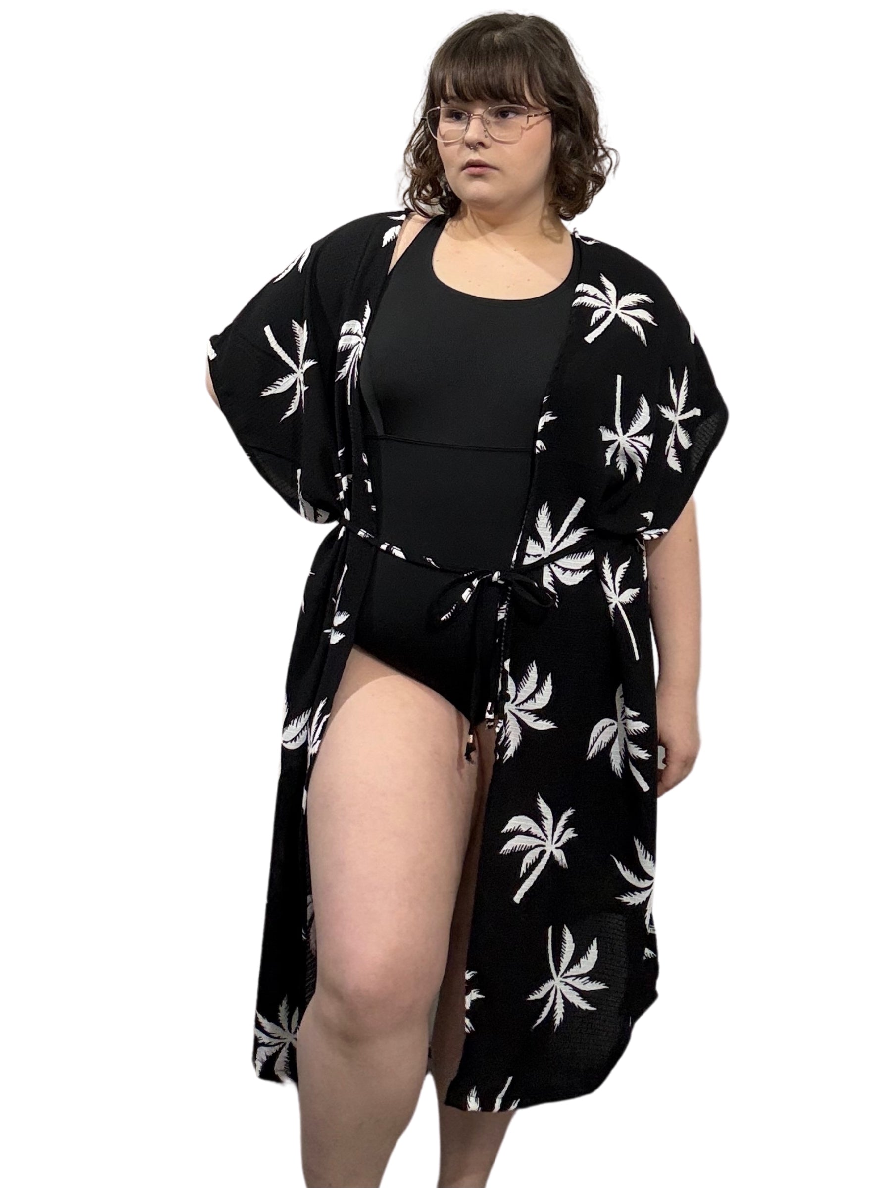 Cache Maillot Palm Linen Taille Plus (Noir & Blanc) de Cover Me