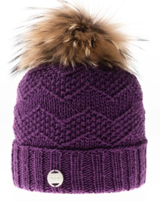 Handmade Alpes tuque with detachable fox pompom from Pleau