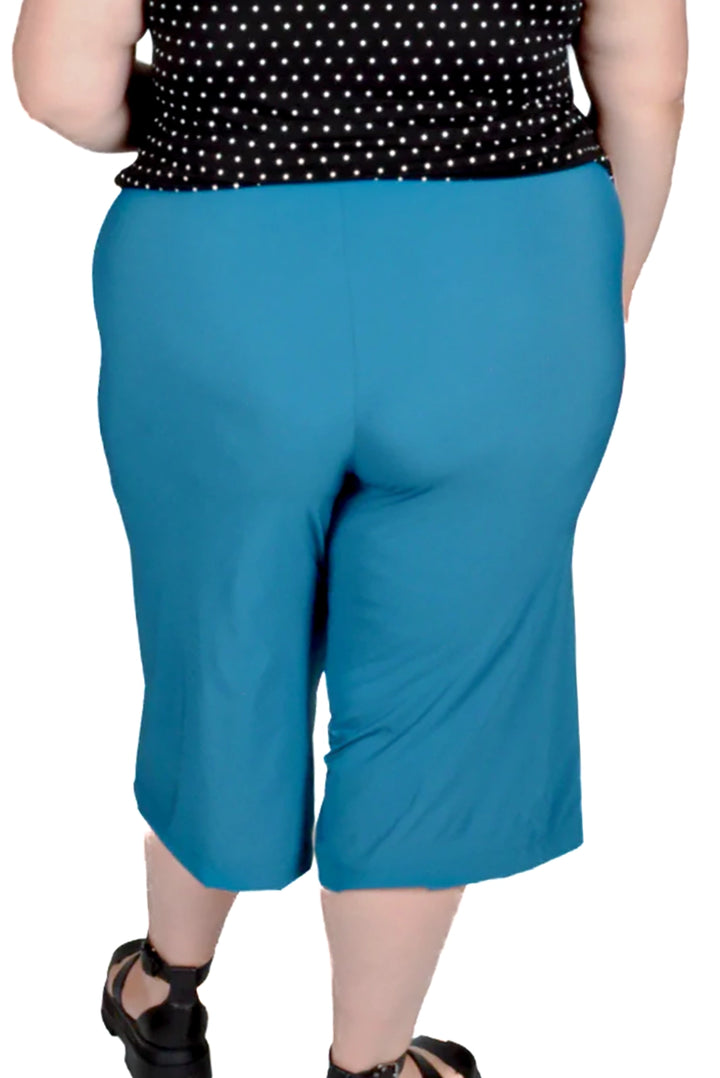 Plus Size Platza Cropped Pants by Sportive Plus