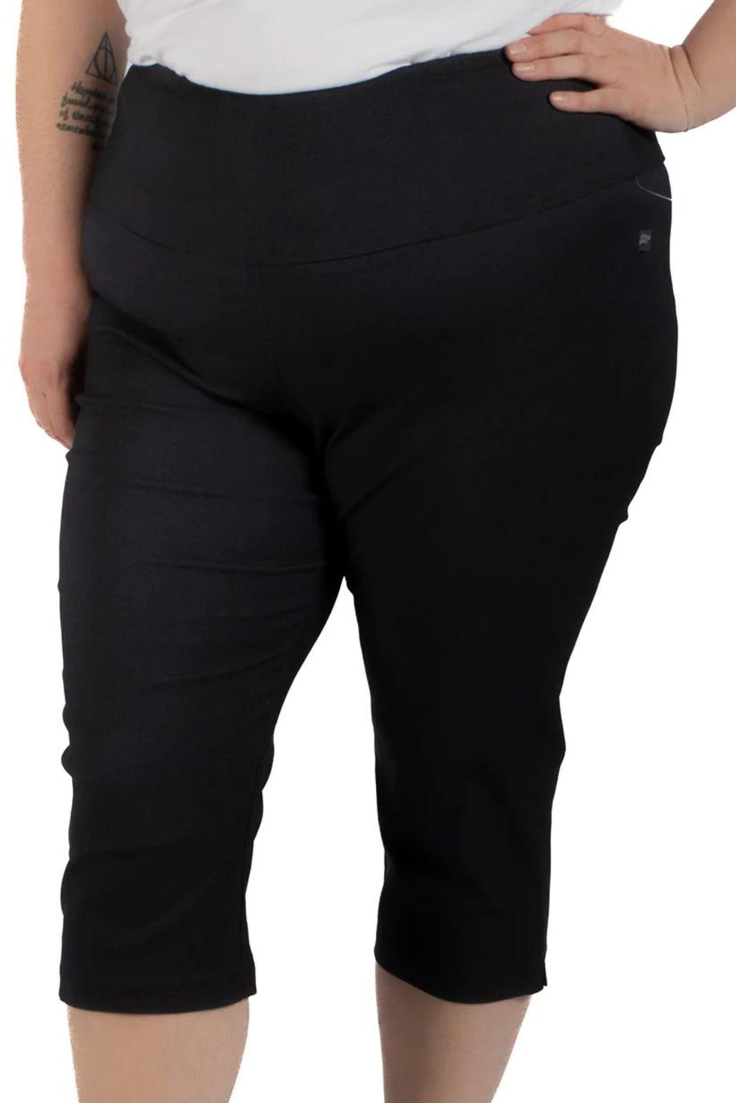 Women's Luhta Sports capri pants, size 46 (Black)