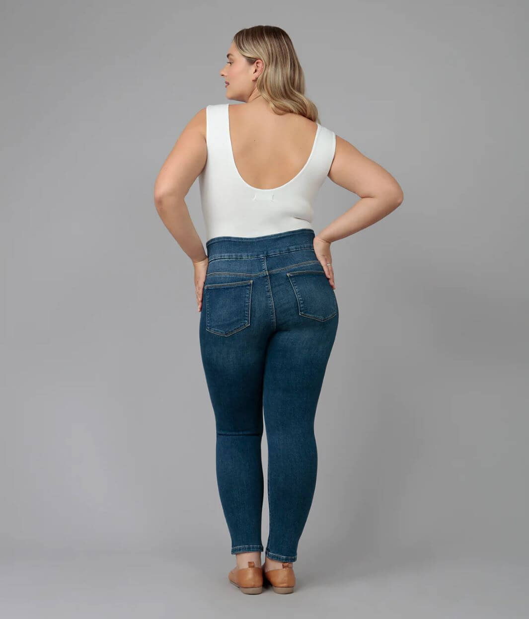  Jeans Taille Plus à enfiler taille haute Anna-RCB de Lola Jeans