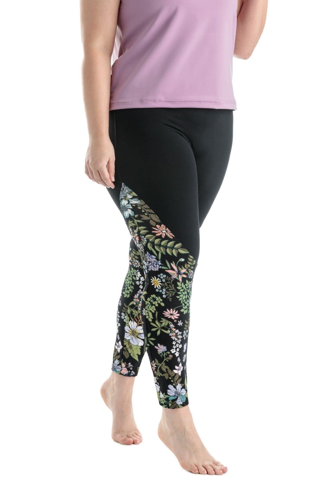 MOOV Activewear Le Fairway 29.5'' Plus Size Sport Leggings (Black-Floral) 